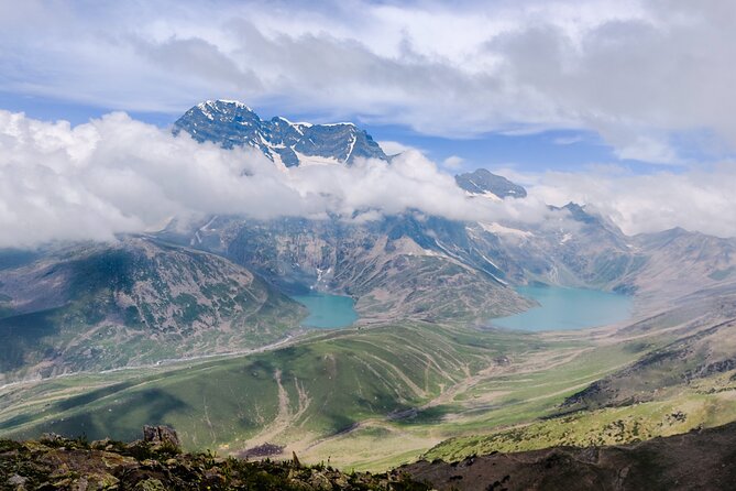 The Best Monsoon Trek: Kashmir Great Lakes - When to Go for Snow, Flowers, and Rain in Kashmir Great Lakes
