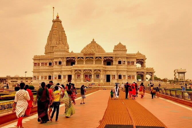 The Best of Old and New Delhi: Full-Day Private Exploration - Timing, group size, and comfort on a full-day loop