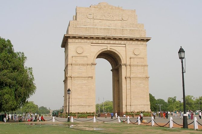 The best Private Old and New Delhi City tour in 8 Hours - Chandni Chowk and Jama Masjid: street energy with a guided plan
