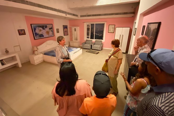 The Famous Bollywood Tour of Mumbai - Working Studio Access: Live Shooting Energy and Star-Watching Possibilities