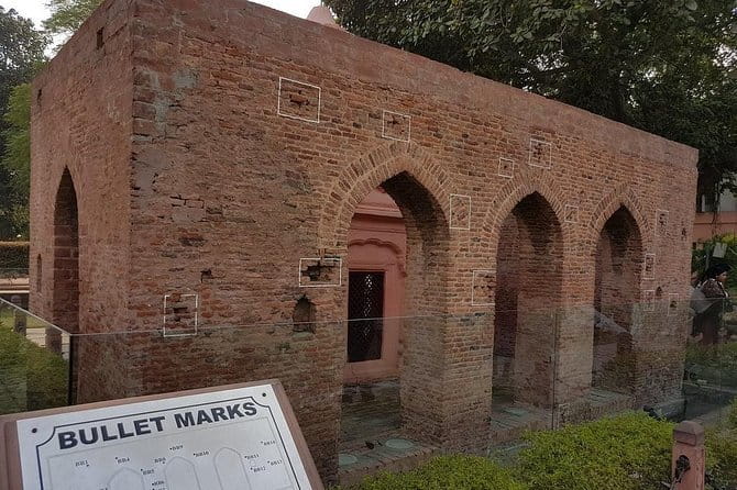 The Grand Amritsar Experience Combined With WAGAH FLAG CEREMONY - Ram Tirath Temple: myth, meaning, and calm