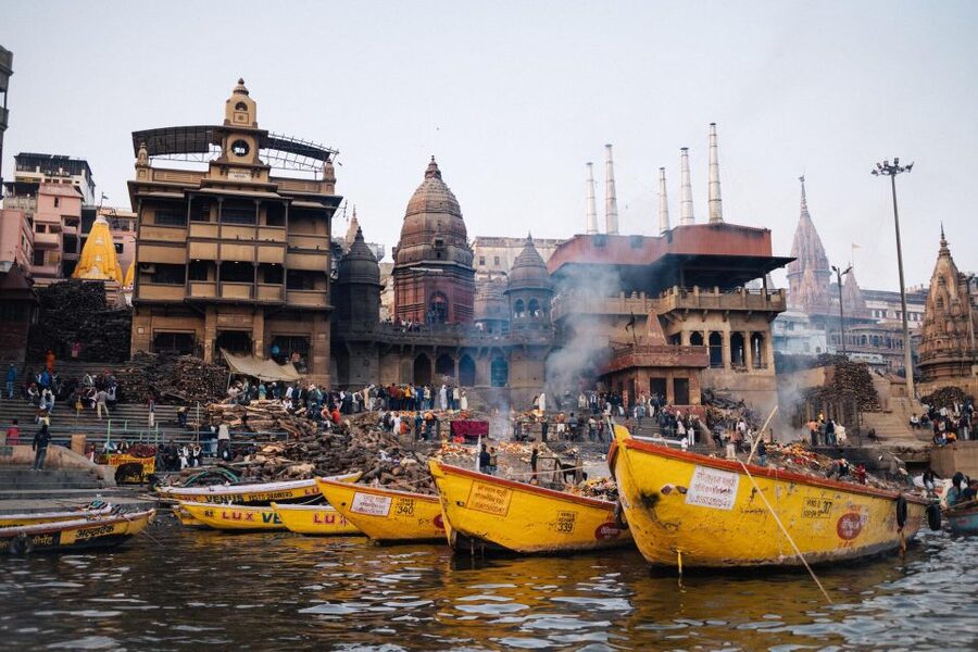The Ultimate 1 Day in Varanasi - How to Spend 13 Hours - Dashashwamedh Ghat Aarti at 4:00 p.m., the main finale