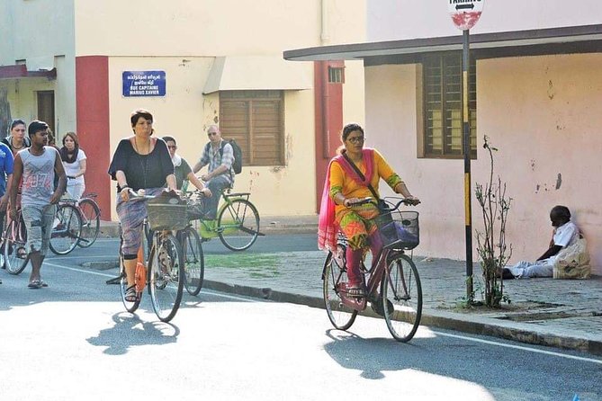The Unique Pondicherry City Bike Tour - The bike and comfort factor: old-timers, helmets, and group pacing