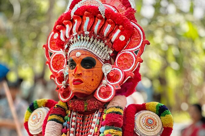 Theyyam Tour; Dancing Gods of Kannur - Should you book the Theyyam Tour with Lidin?