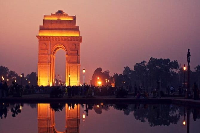 Tour to Akshardham temple with Guide and Delhi Transfer - Logistics risk: what the phone-free rule can mean for you