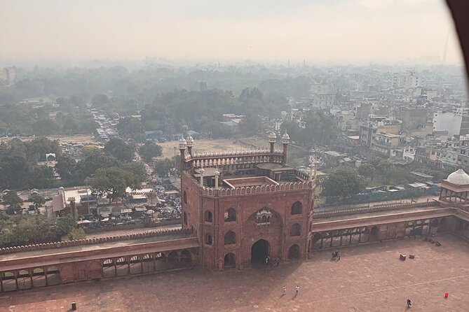 Tour to Old Delhi with Guide and Pickup - Old Delhi on foot, with a cycle rickshaw reset