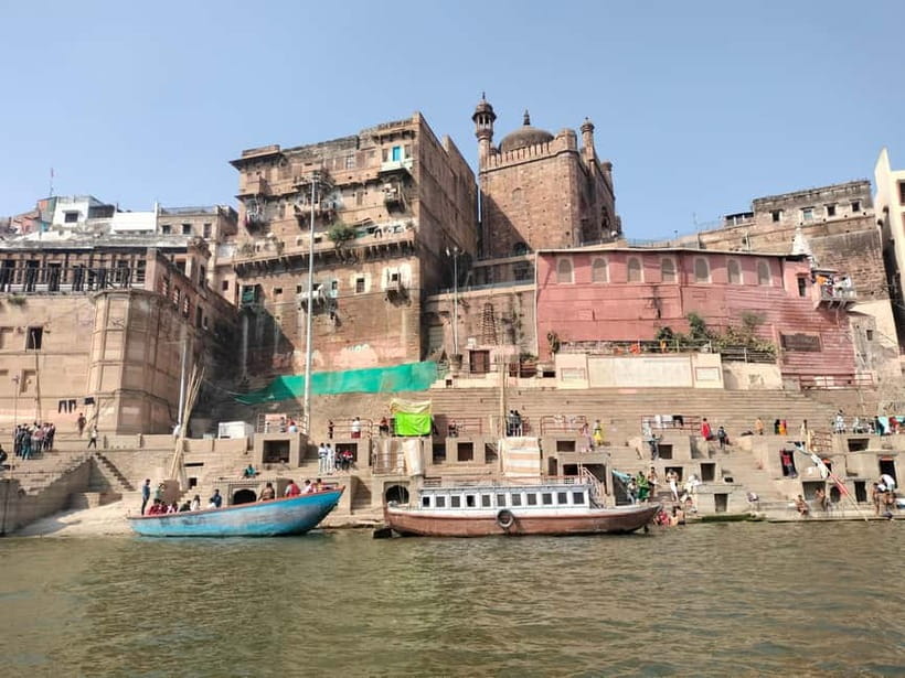 Tourist Guide English & Spanish Varanasi/Benares - Why this Varanasi North and South route makes sense