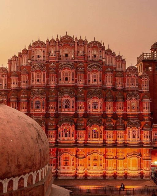 Two days Jaipur tour with guide by private car. - Day 1 Route: Hawa Mahal, City Palace and Jantar Mantar, then the Fort Circuit
