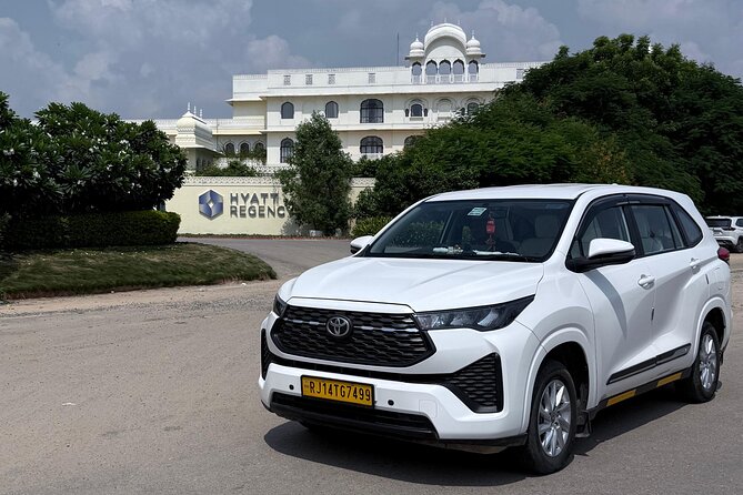 Udaipur Airport to Udaipur Hotels drop: Private Transfers - Entering Udaipur Without the Taxi Headache