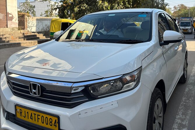 Udaipur Airport to Udaipur Hotels drop: Private Transfers - Practical Tips So Your Pickup Goes Smooth