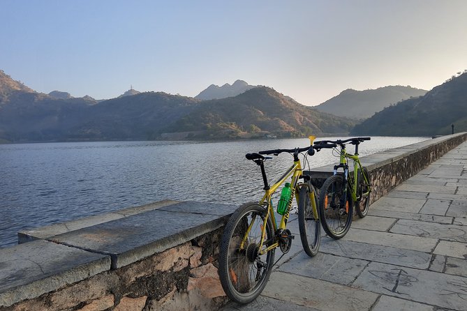 Udaipur Bicycle Tour - Lake Badi: calm waters and the Bahubali Hills viewpoint