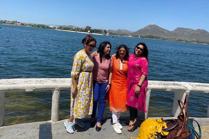 Udaipur Full Day Sightseeing Tour by Private Car - Private car Udaipur loop: how the day fits together