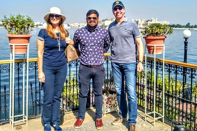 Udaipur Full Day Sightseeing Tour with Guide - How this Udaipur private tour keeps your day realistic