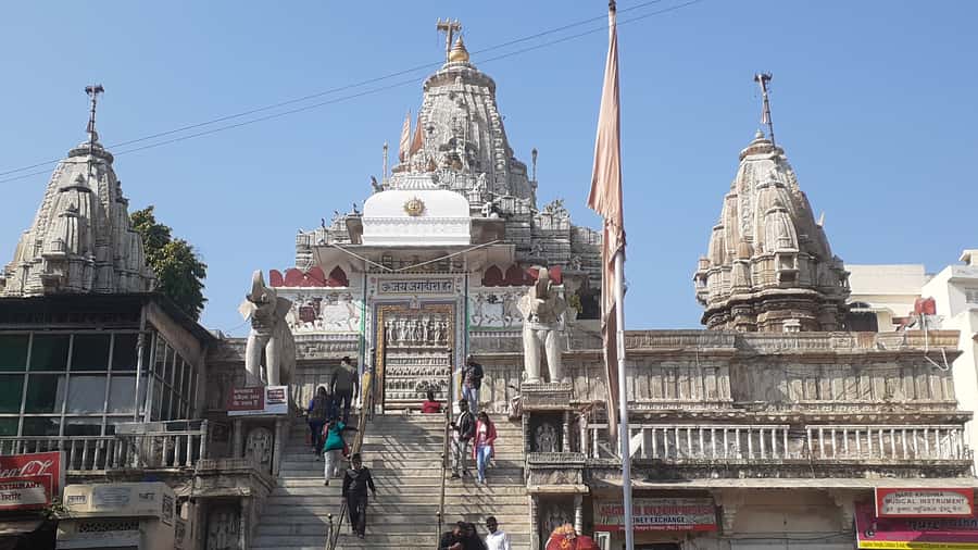 Udaipur Highlights: Private City Sightseeing guided tour - Why this private Udaipur tour feels worth it