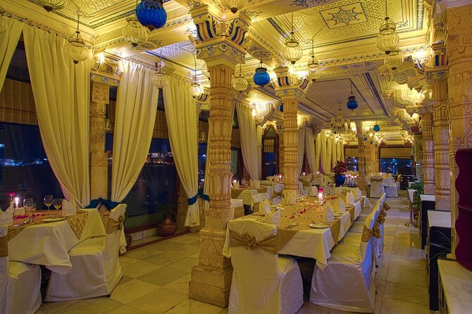 Udaipur: Jag Mandir Island Dinner with Boat Ride transfers - The Shared Boat Ride Across the Lake (and What You Should Expect)