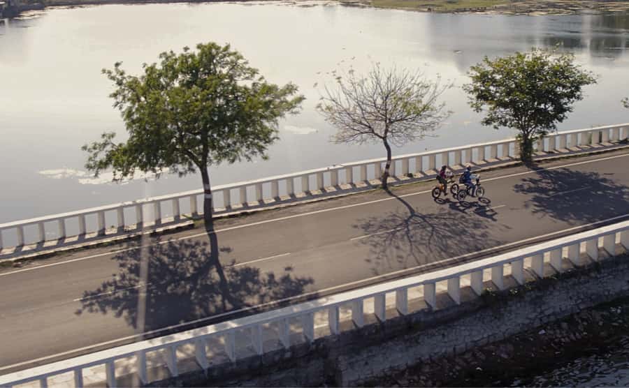 Udaipur: Off-the-Beaten Path Guided E-Bike Tour - Tea in Earthen Pots, Plus a Real Pause From the Road
