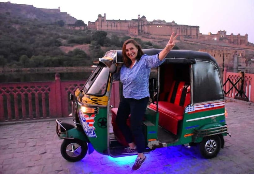Unique Jaipur Full Day Tour of Pink City Jaipur by TukTuk - Hawa Mahal: best photo logic and what 45 minutes should cover