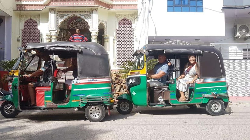 Unique Jaipur Full Day Tour of Pink City Jaipur by TukTuk - Amber Fort with guided time: planning for heat and walking