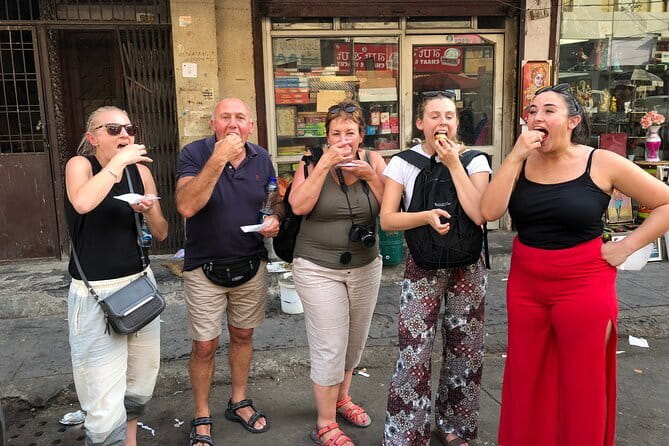 Unveil Old Delhi's Food, Spice Market & Heritage Walk - Naughara and the Kinaari Bazaar lanes: nine houses and travel-worn meanings