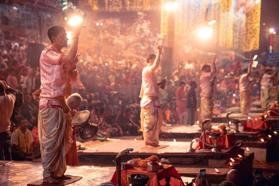 Varanasi: 3-Hour Evening Aarti Tour and Boat Ride - Key Highlights You’ll Notice Fast
