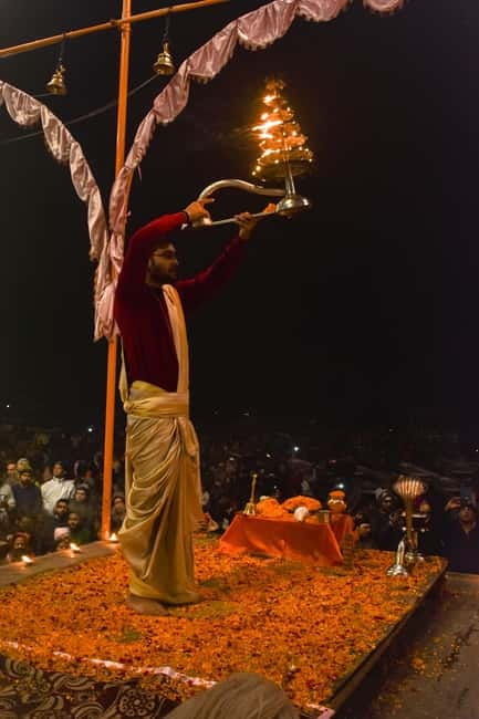 Varanasi: Half-Day City Tour & Evening Aarti with Boat Ride - Assi Ghat, back streets, and shopping you can actually enjoy