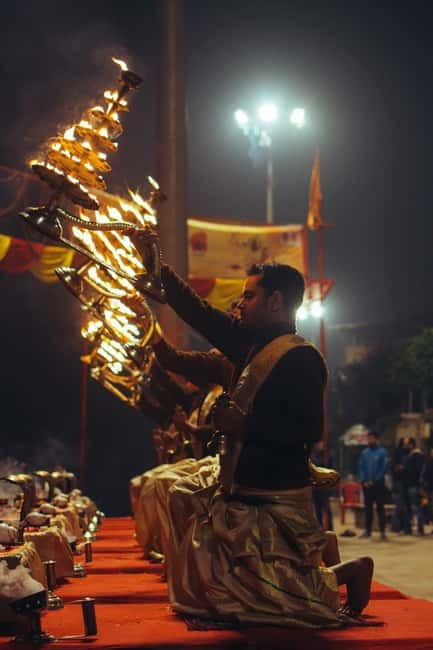 Varanasi: Half-Day City Tour & Evening Aarti with Boat Ride - Price and what $32 buys you in real terms