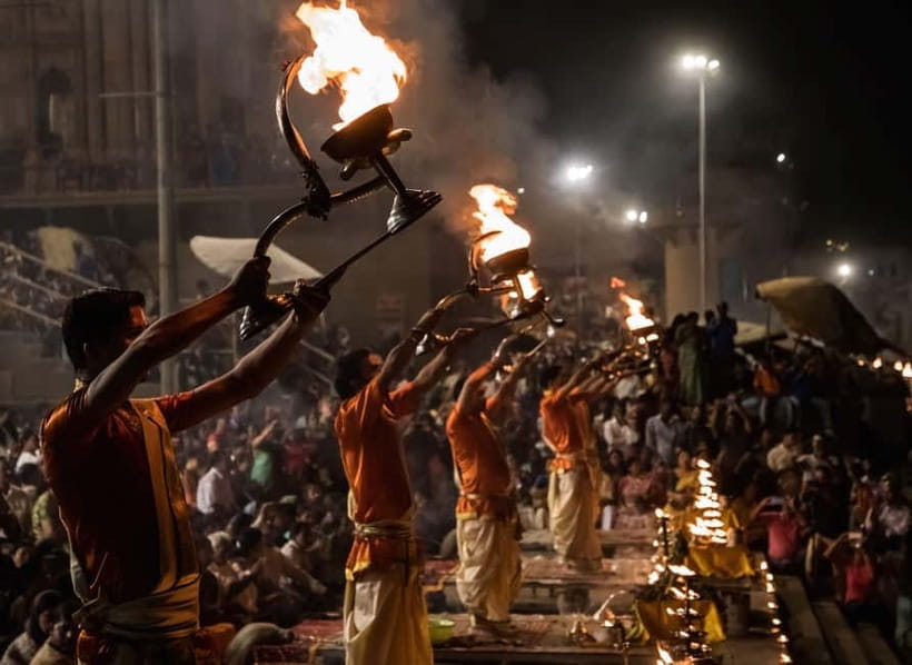 Varanasi Landmark Evening City Tour - Aarti & Boating - Why watching Ganga Aarti from the river is worth the boat ride