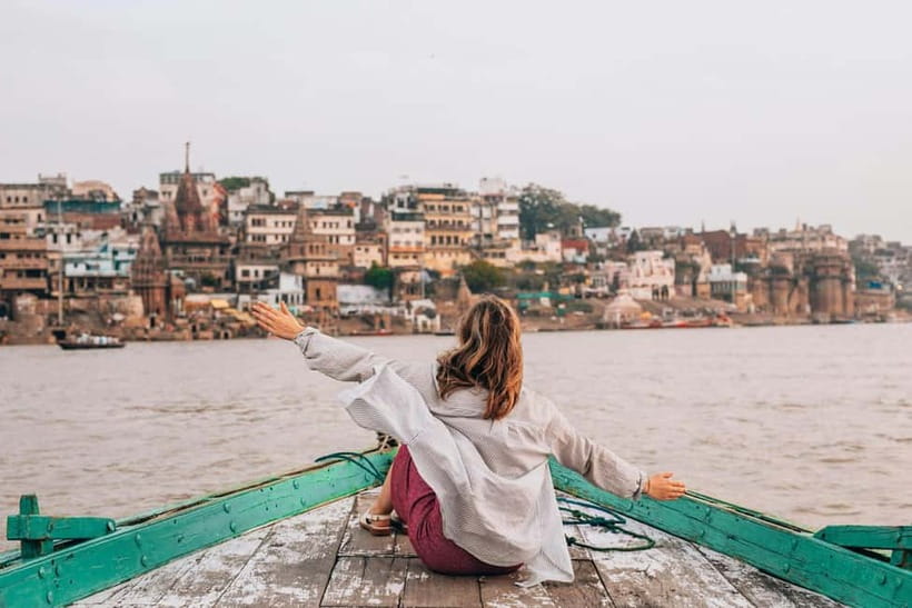 Varanasi Landmark Evening City Tour - Aarti & Boating - Assi Ghat and the walking portion: seeing the ghats as living space