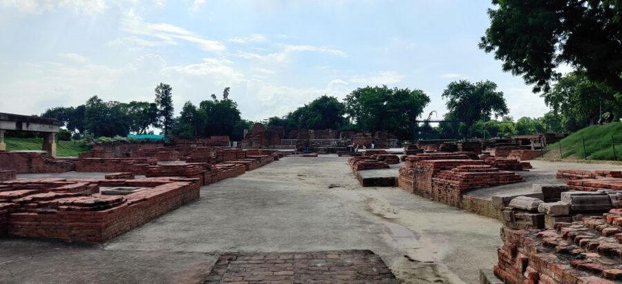 Varanasi & Sarnath: Full-Day Tour with Ganges Boat Ride - Kashi Vishwanath Temple plus Sankat Mochan Hanuman Mandir