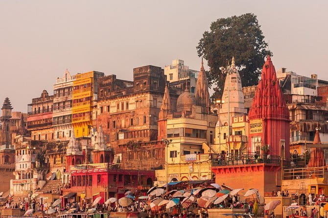 Varanasi Sunrise Boat Tour - The daily life you will notice along the way