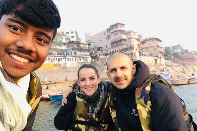 Varanasi Sunrise Boat Tour - Meeting at Manmandir Ghat, plus what to expect from the first minutes