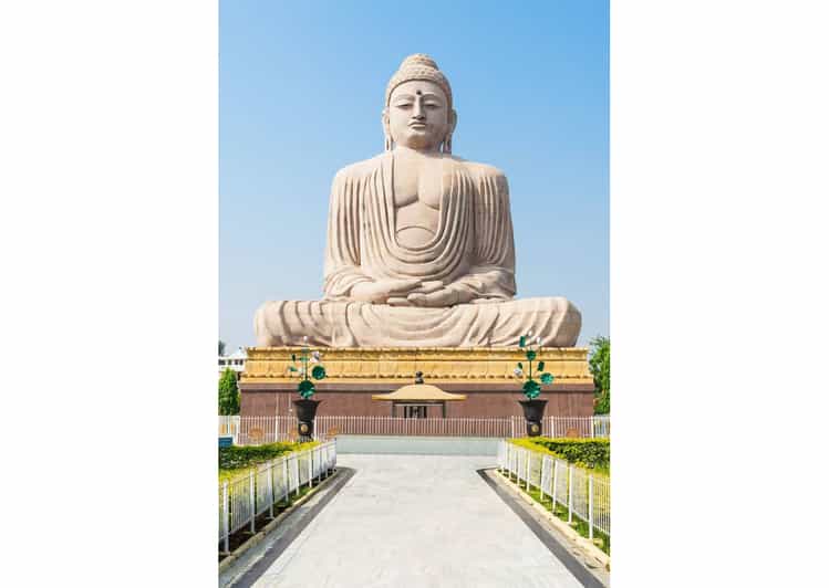 Varanasi to Bodhgaya : A day trip of Enlightment exploration - Pre-dawn pickup in Varanasi, then a long, comfortable drive