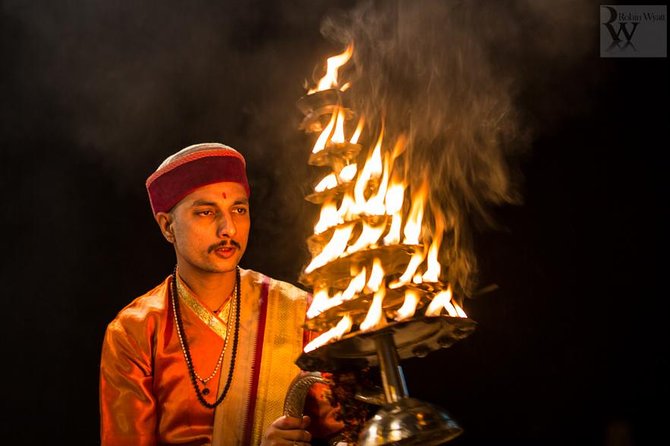 Varanasi tour in 2 days without accommodation - Ganga Aarti from a Private Balcony: Better View, Less Stress