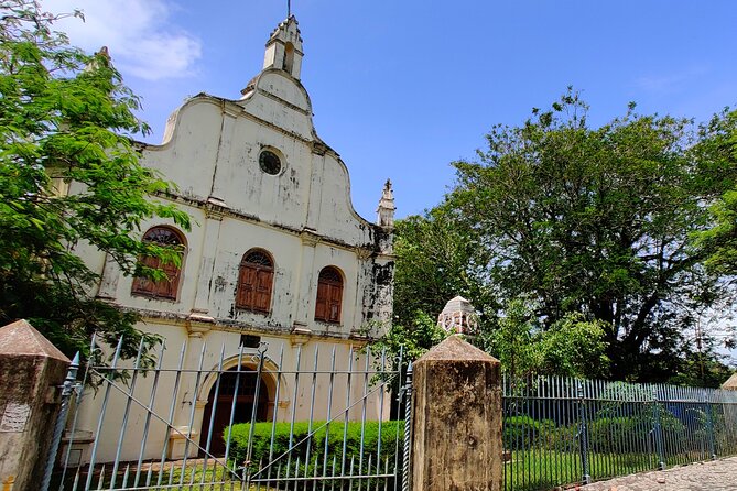 Walking Tour Of Fortkochi & Local Lunch - What “admission ticket free” really means for you